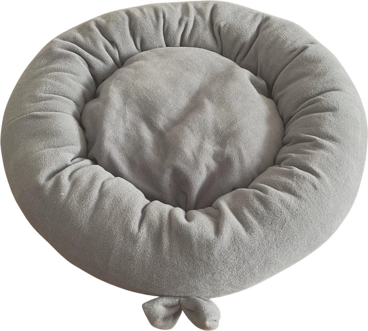 Pochon Pet - Ronde Kattenmand - Rond Kattenkussen - Ronde Hondenmand - Donut - Superzacht - Grijs - 50cm - 50 X 50 X 12 Cm 1 Pochon Pet - Ronde Kattenmand - Rond Kattenkussen - Ronde Hondenmand - Donut - Superzacht - Grijs - 50cm - 50 X 50 X 12 Cm