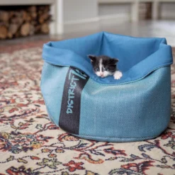 District 70 Cozy - Knusse Kattenmand Met Wasbaar Kussentje - 35x35x30cm In 4 Kleuren Beschikbaar - Merengue -Hondenartikelen Winkel 1200x1200 745